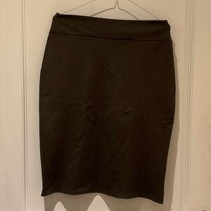 BNWT KMW Elegant Brown Pencil Skirt⭐️